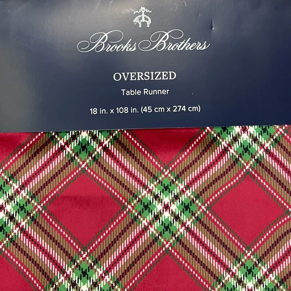 Brooks Brothers  - ‘Holiday Plaid‘ luxury table runner.  18“ x 108“. NWT.